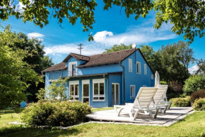 Das Blaue Haus mitten im Grünen - our Blue House surrounded by greenery